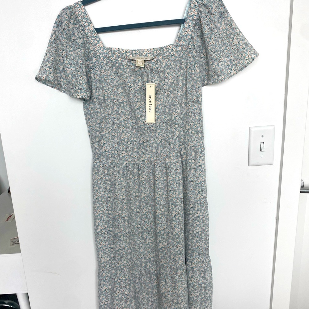 Monteau Los Angeles Summer Floral Dress